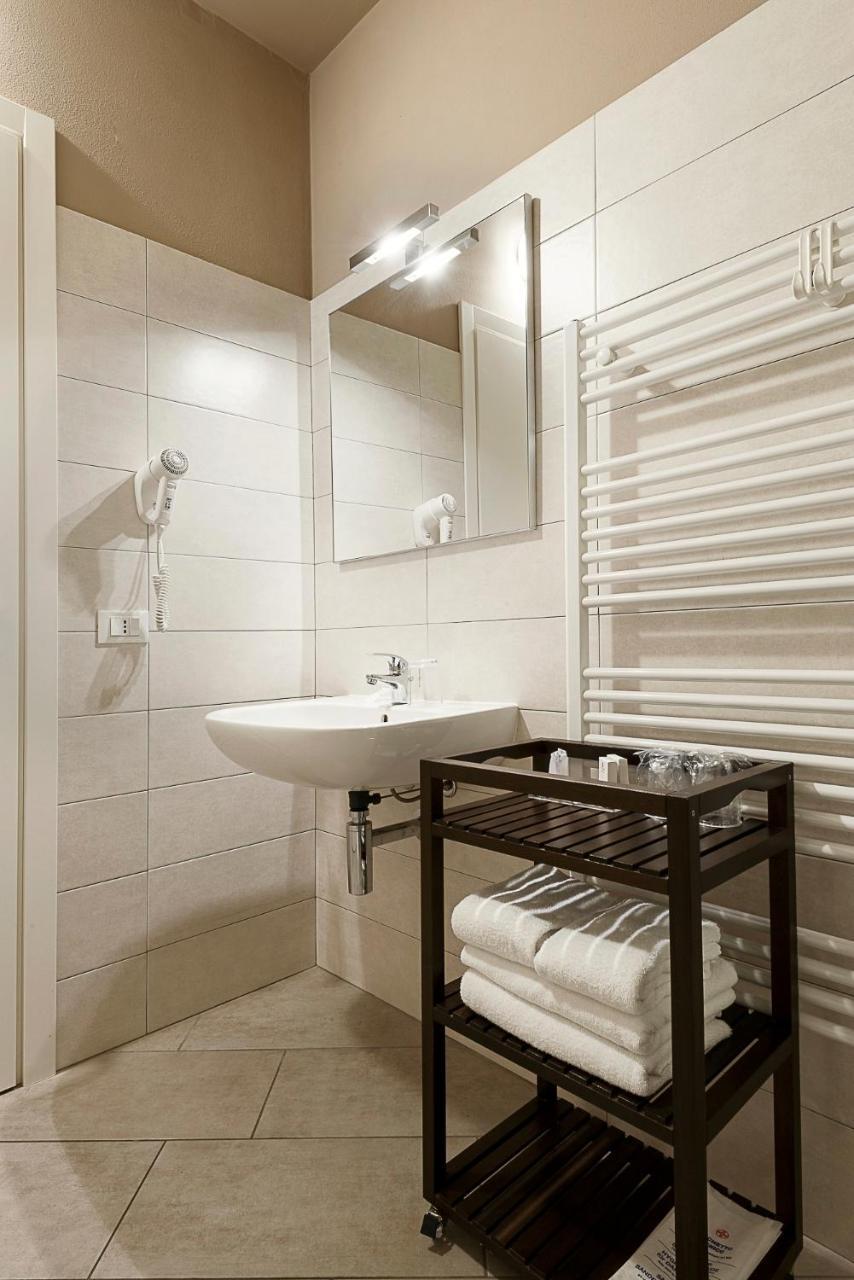 I Tigli Guest House Пьяченца Экстерьер фото